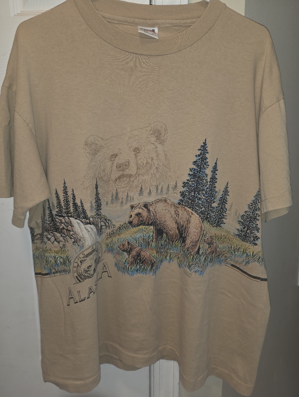 90s Grizzly Bear Alaska SanSegal Tan Adult L Crewneck T-Shirt
